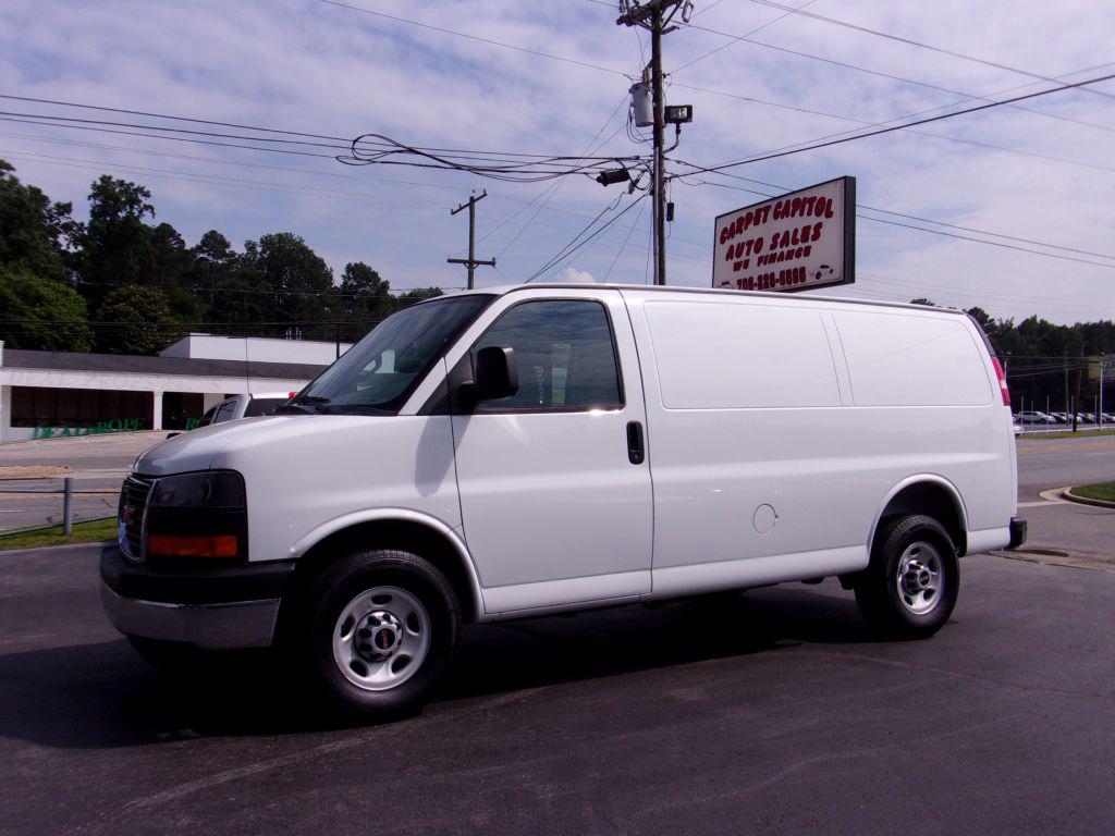 2017 GMC Savana Cargo Work Van's photo