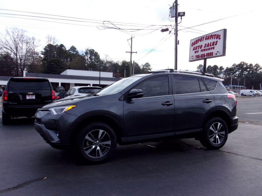2018 Toyota RAV4 XLE's photo